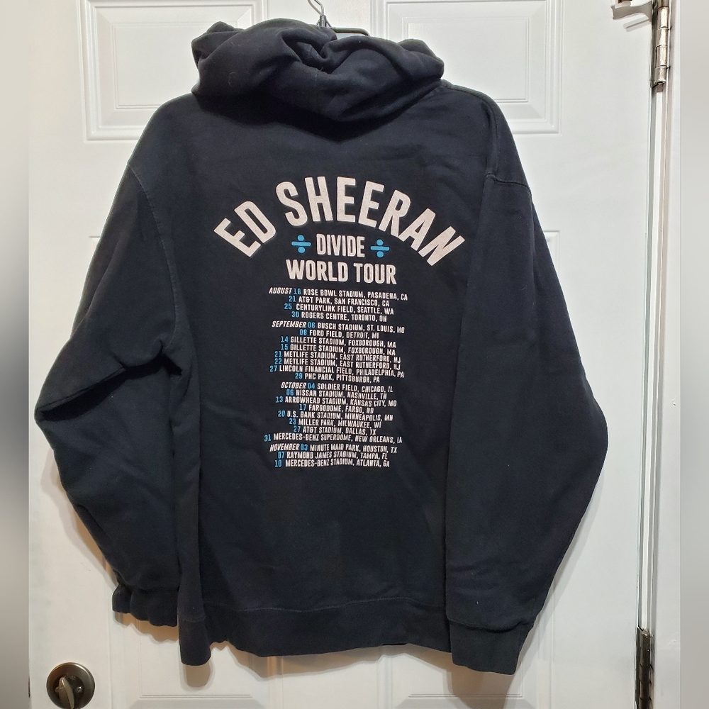 Ed Sheeran Divide World Tour Hoodie size M - Picture 3 of 14